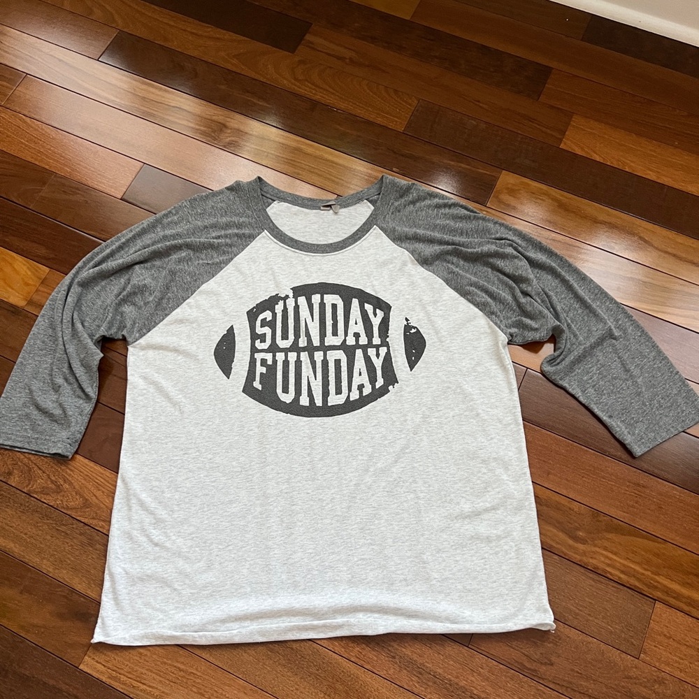 Gray and White 'Sunday Funday' Raglan Tee